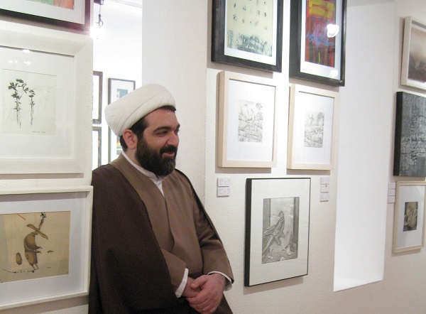 بازدید رئیس سازمان فرهنگی هنری از نمایشگاه چند نسل از هنرمندان معاصر ایران