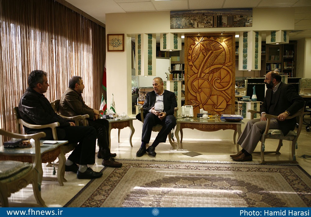 دیدار حسین پارسایی و قطب‌الدین صادقی با رییس سازمان فرهنگی هنری