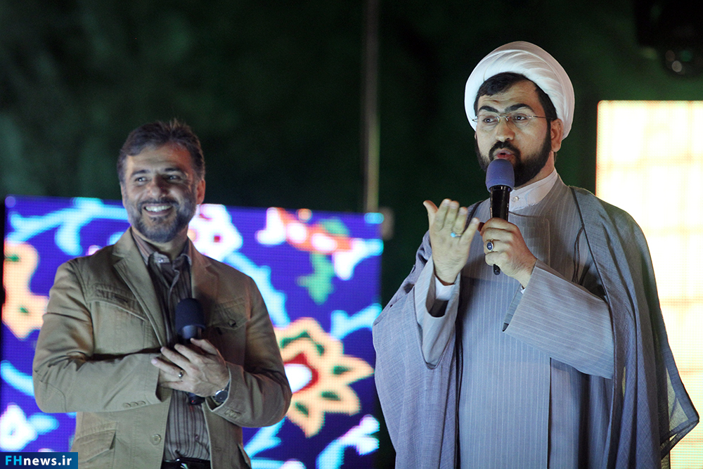 جشن مردمی هسته‌ای در بام تهران