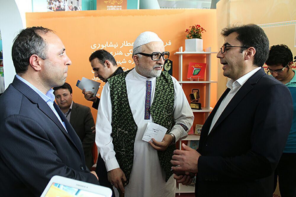 برکت زیر سایه «بابا برکت» در نخستین نمایشگاه فرهنگ و هنر تهران