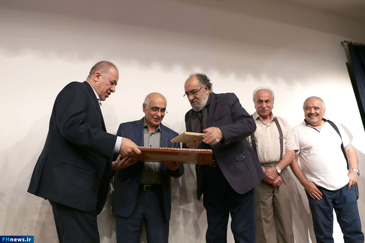 جشن تولد ۷۲ سالگی هوشنگ مرادی کرمانی برگزار شد