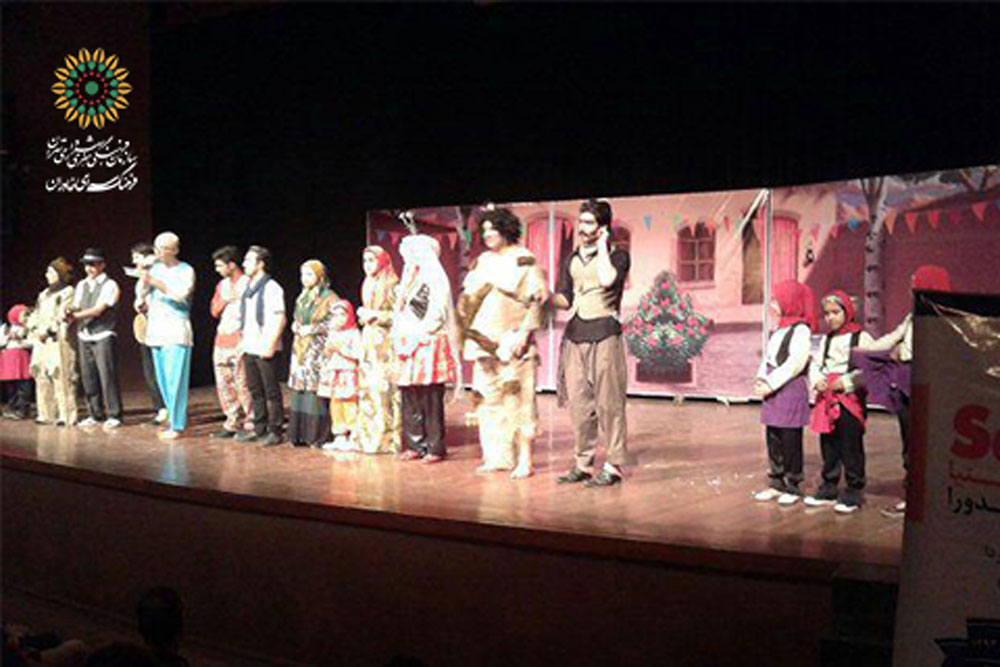 نمایش عروسکی «عروسی خاله سوسکه» در پردیس تئاتر تهران