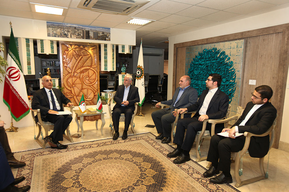 سفیر الجزایر با رییس سازمان فرهنگی هنری دیدار کرد