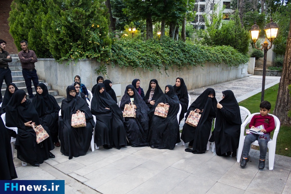 ویژه‌برنامه‌های سازمان فرهنگی هنری به مناسبت سالگرد ارتحال امام خمینی (ره) برگزار شد