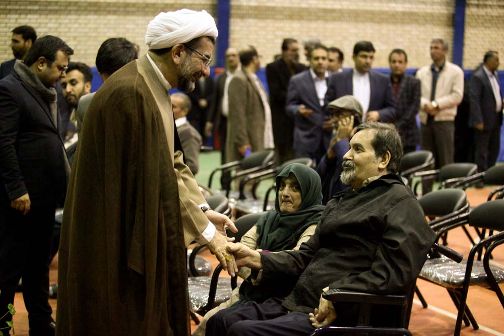 حضور رییس سازمان فرهنگی هنری در چند مرکز فرهنگی و حمایتی تهران در شب یلدا