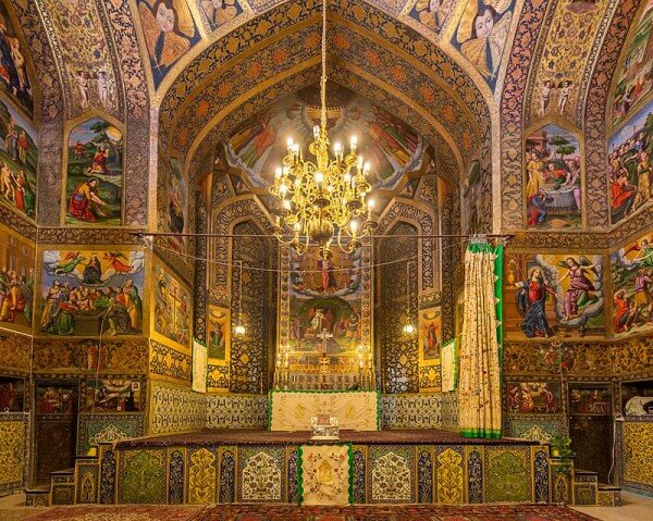 دیر آمناپرگیچ مقدس، یادگاری از هم‌زیستی مسالمت‌آمیز پیروان ادیان مختلف در اصفهان /تیتر/