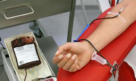 اهداکنندگان خون در شب های رمضان جریمه نمی شوند
