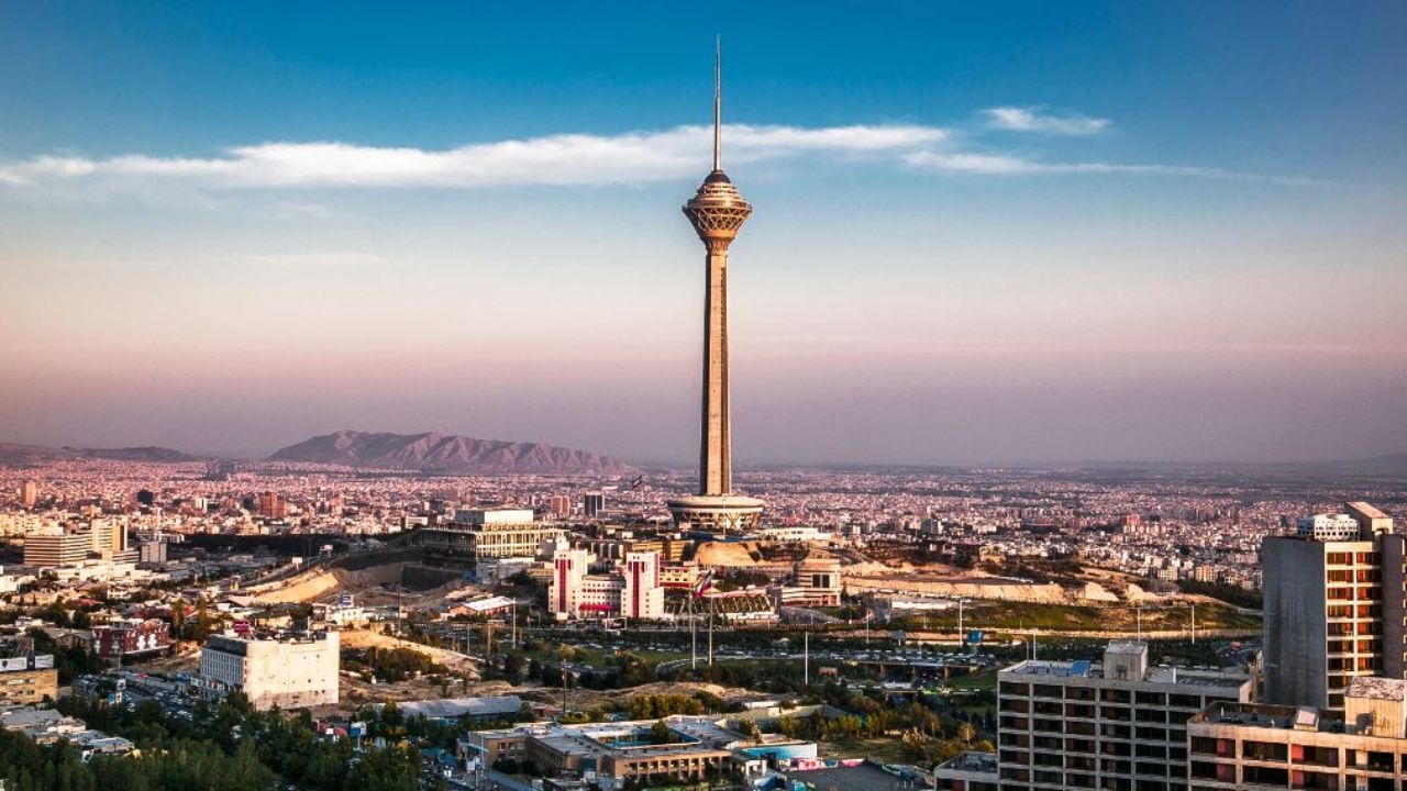 احتمال انتخاب برج میلاد به عنوان سینمای رسانه