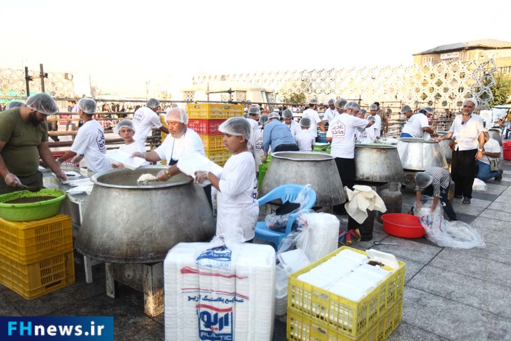 پخت ۲۵ هزار غذا در ویژه‌برنامه «مائده غدیر»//// لطفا با عکس تزئینی بارگذاری‌شده منتشر شود