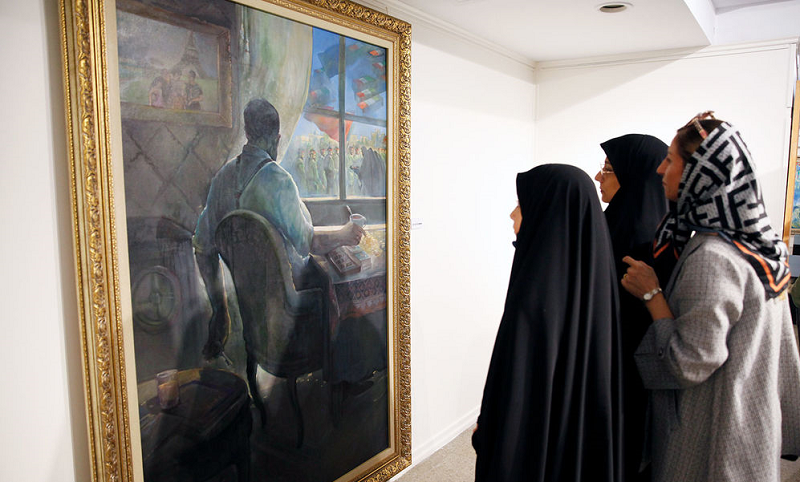 نمایشگاه گزیده‌ای از آثار حبیب‌الله صادقی در حوزه هنری