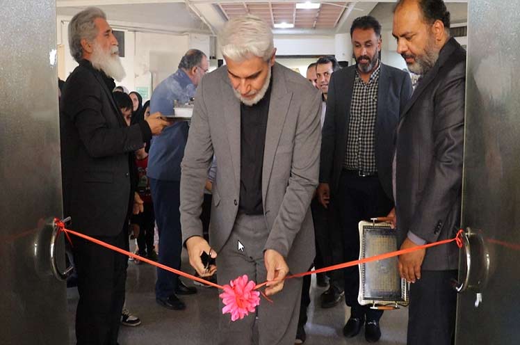 کتابخانه خواجوی کرمانی بعد از 7 سال تعطیلی مجدد افتتاح و بازگشایی شد.