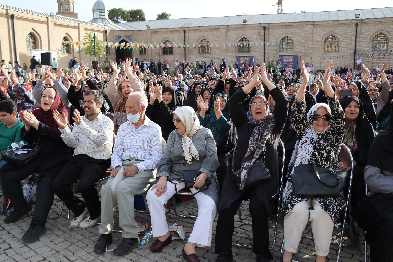 جشن روز جهانی و هفته ملی سالمندان درباغ موزه قصر