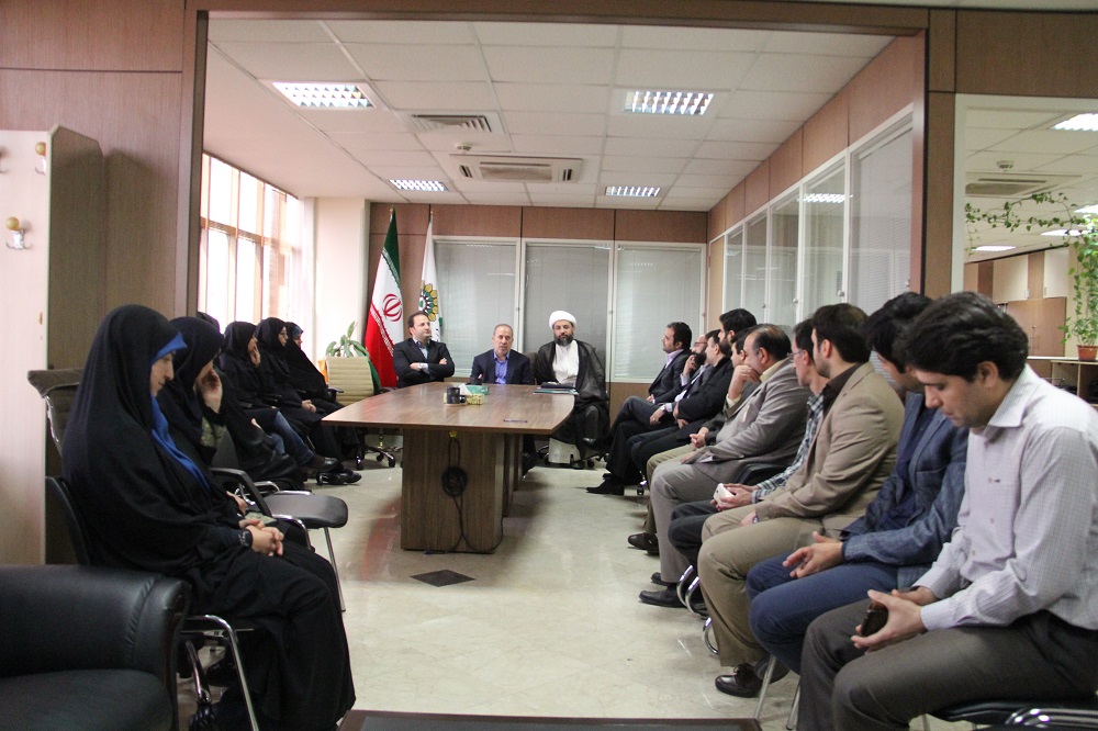 صلاحی: سازمان فرهنگی هنری نیازمند مشارکت فکری و اجرایی اندیشمندان است صلاحی: سازمان فرهنگی هنری نیازمند مشارکت فکری و اجرایی اندیشمندان است