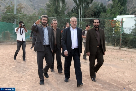 بازدید محمود صلاحی از فرهنگسرای بام تهران بازدید محمود صلاحی از فرهنگسرای بام تهران