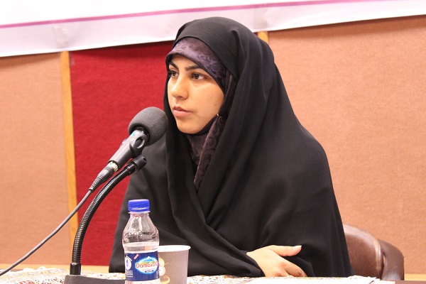 طراحی ۱۳۲۳ دوره آموزشی در مرکز آموزش سازمان فرهنگی هنری شهرداری تهران طراحی ۱۳۲۳ دوره آموزشی در مرکز آموزش سازمان فرهنگی هنری شهرداری تهران
