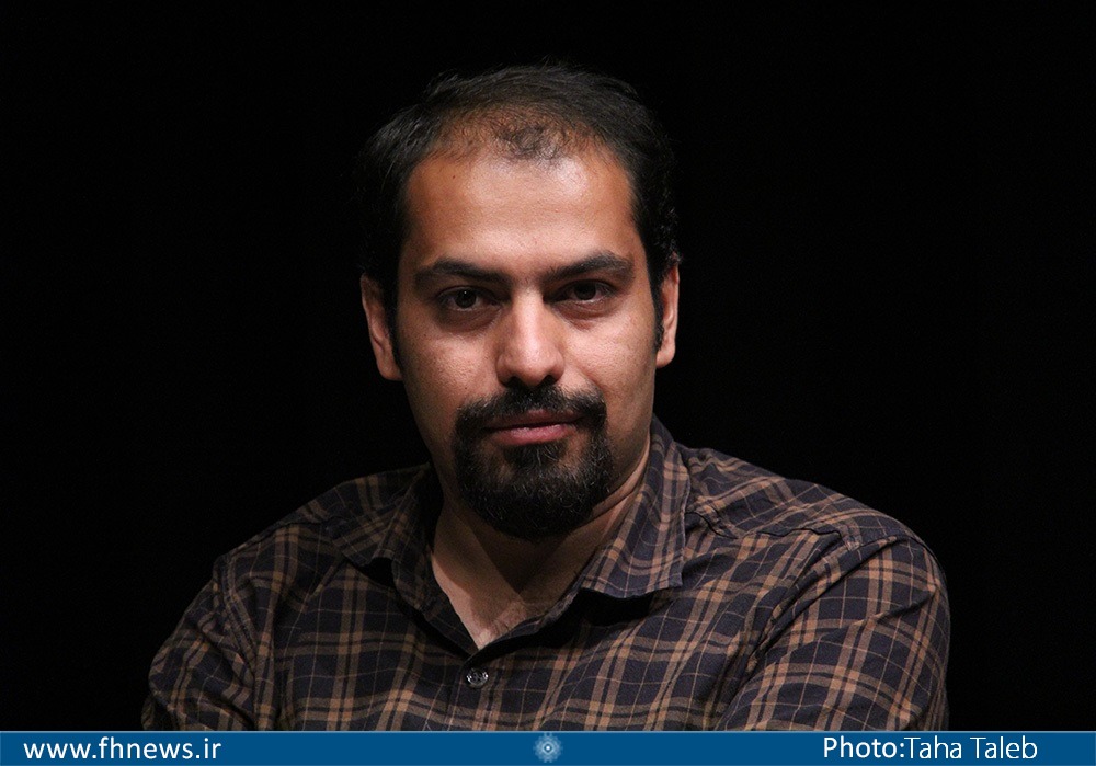 ملاقلیپور: دیوانه نیستم بیدلیل وسط زمین فوتبال بپرم! ملاقلیپور: دیوانه نیستم بیدلیل وسط زمین فوتبال بپرم!