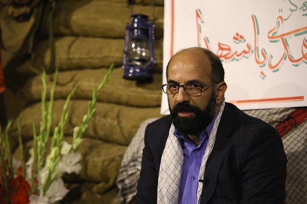 قطعه موسیقی «هم عهدی با شهدا» در جوار مزار شهدا رونمایی شد