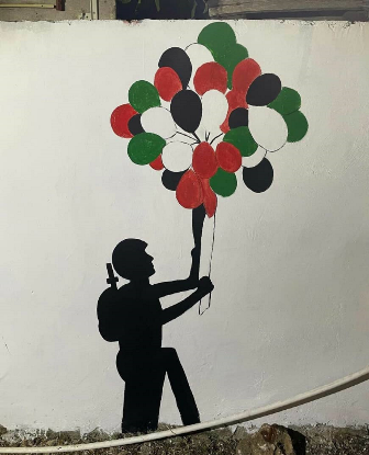 دختری که قهرمان رسانهای فلسطین شد/پوشش لحظه به لحظه اتفاقات شیخ جراح برای جهان دختری که قهرمان رسانهای فلسطین شد/پوشش لحظه به لحظه اتفاقات شیخ جراح برای جهان