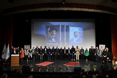 عکس؛ بزرگداشت جناب دماوندی (محمد فلاحی) در فرهنگسرای ارسباران