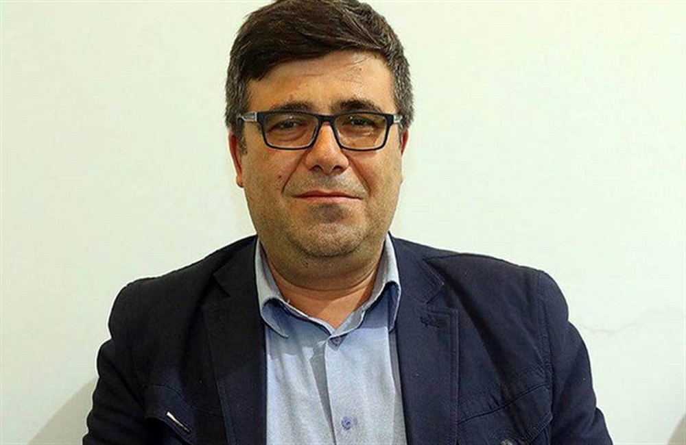 داوود امیریان به «کافه‌کتابخون‌ها» می‌آید