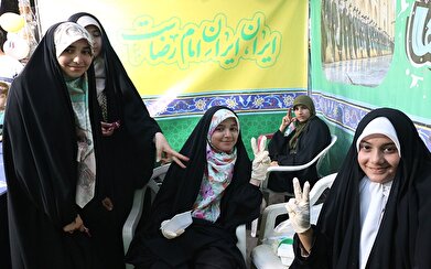 عکس؛ نوجوانان منطقه ۲۲ در جشن امام‌رضایی‌ها