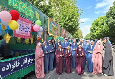 عکس؛ میزبانی نوجوانان حلقه هویتی فرهنگسرای خانواده در اجتماع امام‌رضایی‎‌ها