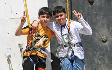 عکس؛ اردوبازی مدرسه شهید دکتر شهریاری در فرهنگسرای تهران ‎