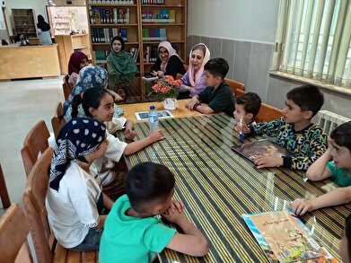 عکس؛ پنجاه و هفتمین دورهمی «بچه کتابخون‌ها» درکتابخانه‌های مراکز فرهنگی هنری منطقه ۲