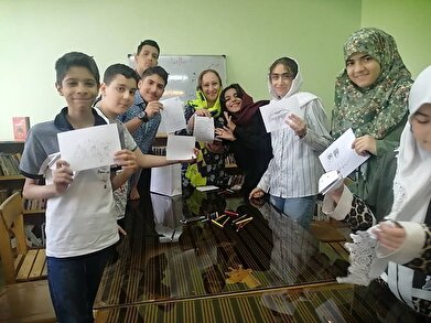 عکس؛ پنجاه و پنجمین دورهمی بچه «کتابخون‌ها» در کتابخانه علامه طرشتی