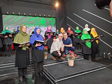 عکس؛ آماده سازی کلیپ «گروه کر» در فرهنگسرای نوجوان