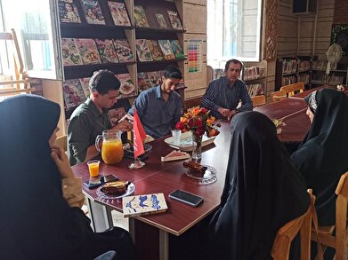 عکس؛ شصت و یکمین نشست بچه‌کتابخون‌ها در کتابخانه امام جعفر صادق(ع)