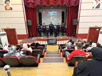 عکس؛ گردهمایی نوجوانان عاشورایی در خانه فرهنگ مهرآباد
