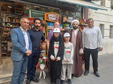 عکس؛ تقدیر از کسبه محله یوسف آباد (منطقه ۶)