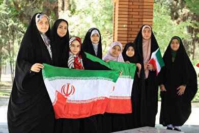عکس؛ پویش «بچه تهرون باخت نمیده» با حضور نوجوانان فعال فرهنگسرای مهر