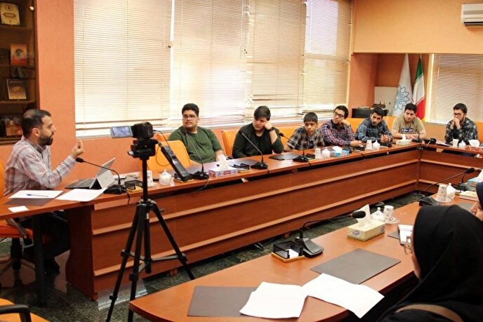 هفتاد و دومین نشست «بچه‌های رستا» در فرهنگسرا‌های تهران