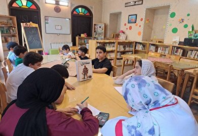 عکس؛ شصت و سومین دورهمی بچه کتابخون‌ها در کتابخانه آیت‌الله ایروانی