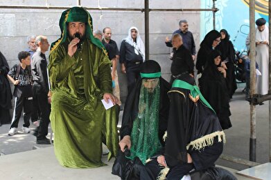 عکس؛ مواکب آیین راهپیمایی جاماندگان اربعین حسینی در شهر ری توسط فرهنگسرای ولاء