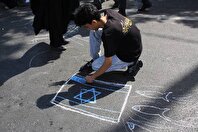 عکس؛ پویش طومار قدم‌ها در آیین جاماندگان به همت مدیریت فرهنگی هنری منطقه ۱۰