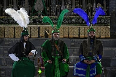 عکس؛ تعزیه شبیه نور در پردیس تئاتر تهران