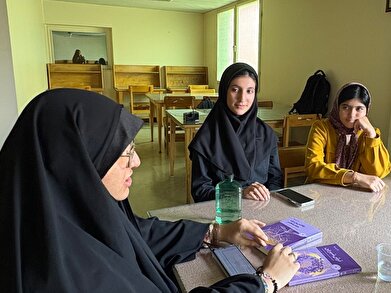 عکس؛ شصت و سومین دورهمی بچه‌کتابخون‌ها در کتابخانه فرهنگسرای اخلاق