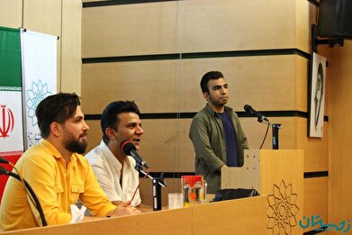 عکس؛ نشست تخصصی نقد و بررسی شعر و ترانه در فرهنگسرای سرو برگزار شد