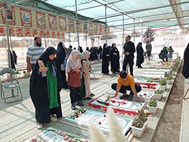 عکس؛ اردوی زیارتی روایتگری «سفر آسمانی» به همت فرهنگسرای رضوان
