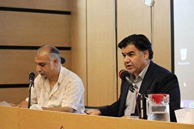 عکس؛ چهارمین نشست تخصصی نقد و بررسی شعر و ترانه  کانون ادبی زمستان فرهنگسرای سرو
