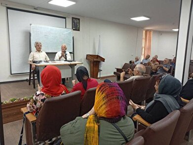 عکس؛ نشست و دورهمی کانون جهاندیدگان در فرهنگسرای معرفت