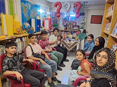 عکس؛ هفتادمین دورهمی «بچه کتابخوان‌ها» در کتابخانه شهید جهان آرا