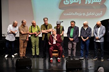 عکس؛ آیین تجلیل و بزرگداشت «بهروز رضوی» در فرهنگسرای ارسباران