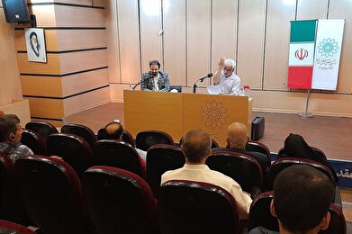 عکس؛ نشست تخصصی «زیارتگاه‌های تهران؛ تاریخ، فرهنگ و مهاجرت سادات» در فرهنگسرای سرو