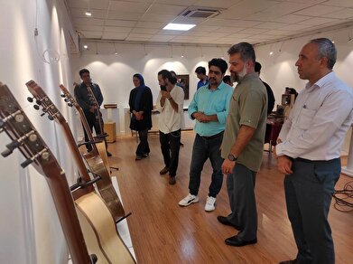 عکس؛ نمایشگاه سازهای ابداعی به همت کانون موسیقی سلین فرهنگسرای سرو افتتاح شد