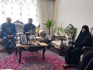 عکس؛ ویژه‌برنامه «دیدار با نگهبانان خاطره» به همت فرهنگسرای اخلاق