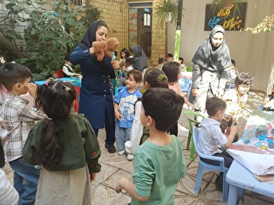 عکس؛ ویژه‌برنامه «رویای زیبای کودکی» در خانه فرهنگ فرشته آزادی